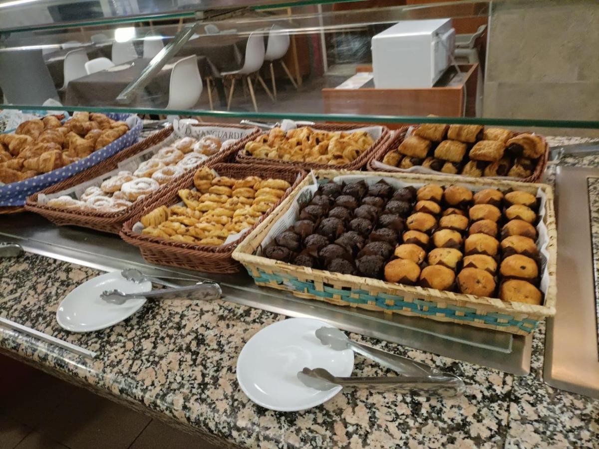Hotel Ciutadella Roses Luaran gambar